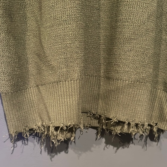 Forever 21 Green Cowl Neck Sweater with‎ Distressed Details - Picture 5 of 9